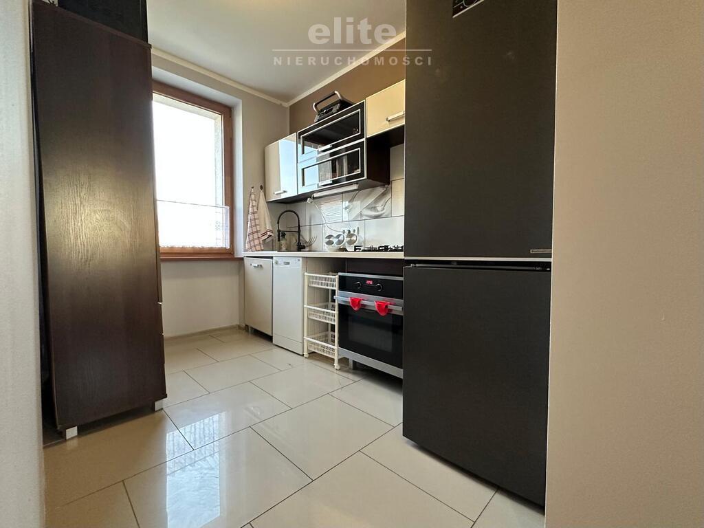 3 pokoje 59.21 m2 balkon piwnica (11)