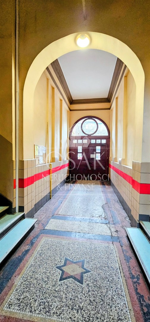 Al. Jana Pawła II - 2 pok. przy Jasnych Błoniach (13)