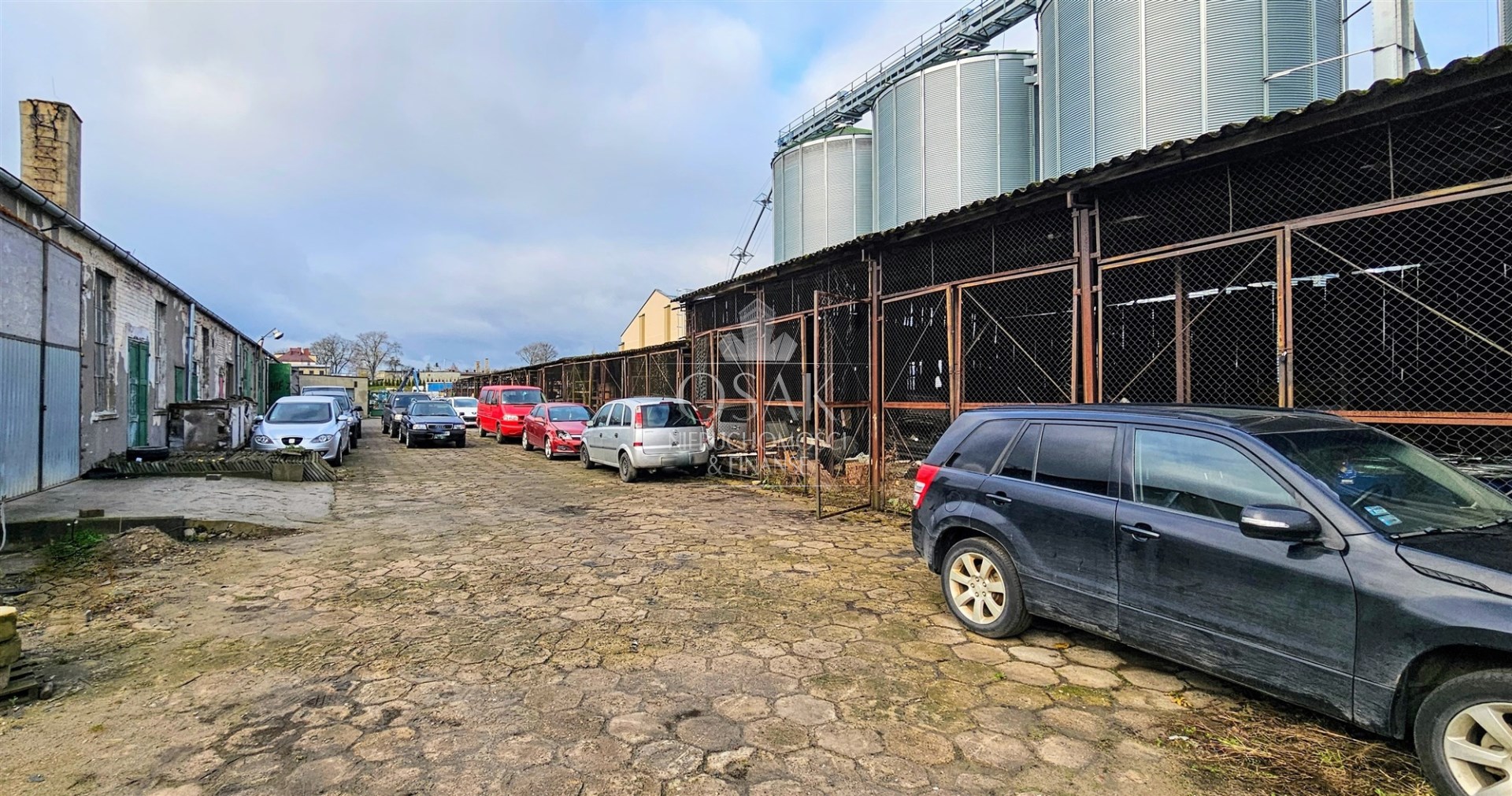 HIT! Działka komercyjna z budynkami - Choszczno (8)