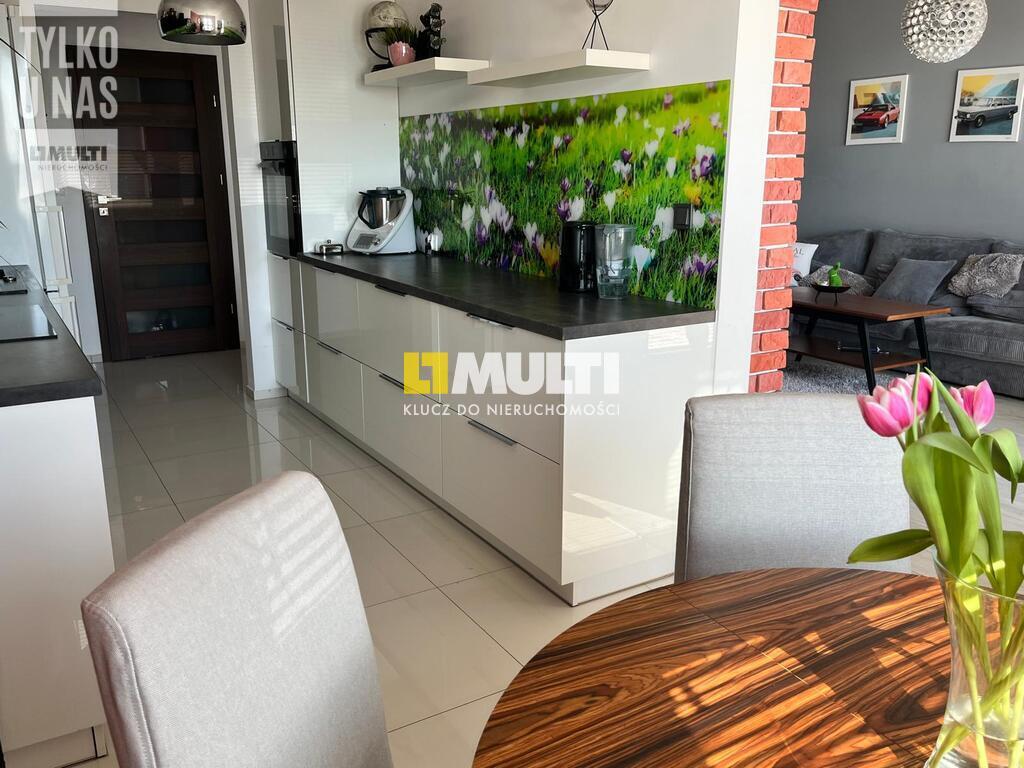 NOWA CENA 2 poziomy taras,ogród, piwnica i garaż (29)