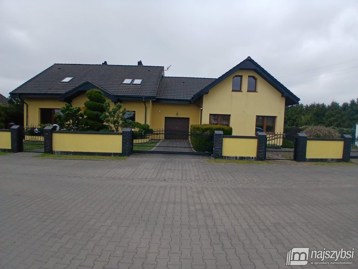 NOWOGARD-dom z potencjałem biznesowym (28)