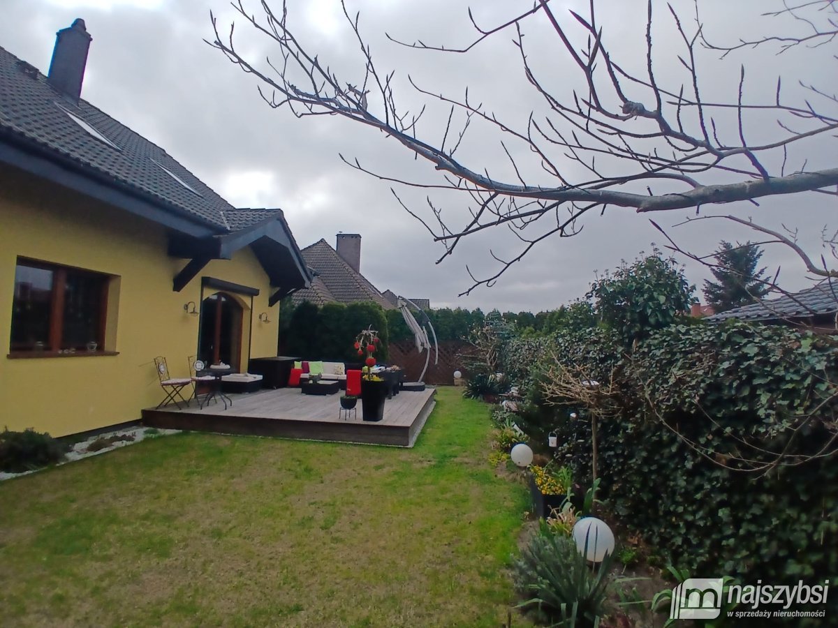 NOWOGARD-dom z potencjałem biznesowym (36)