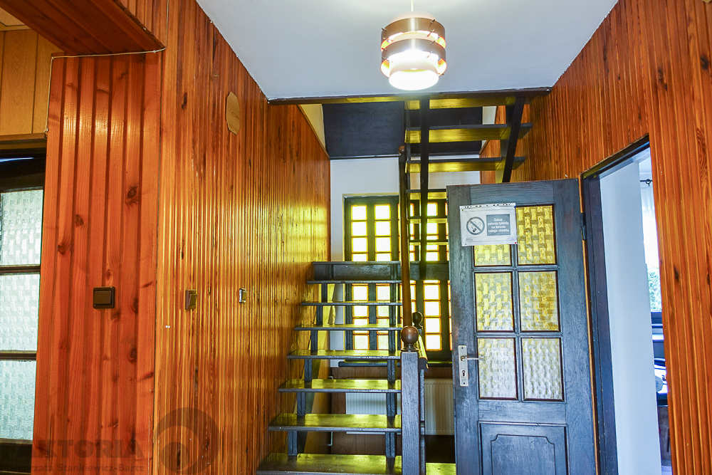 Pół bliźniaka, 2 garaże, basen, działka 613 m2, (29)