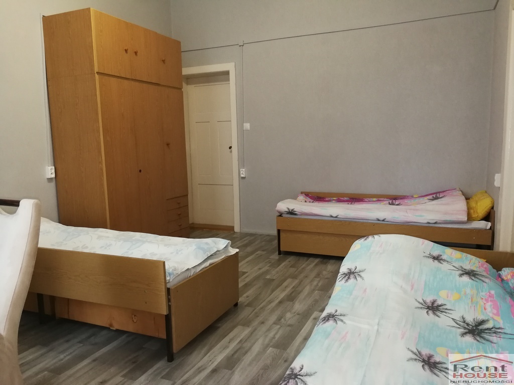 Mieszkanie 3-4 pokoje, balkon, centrum (7)