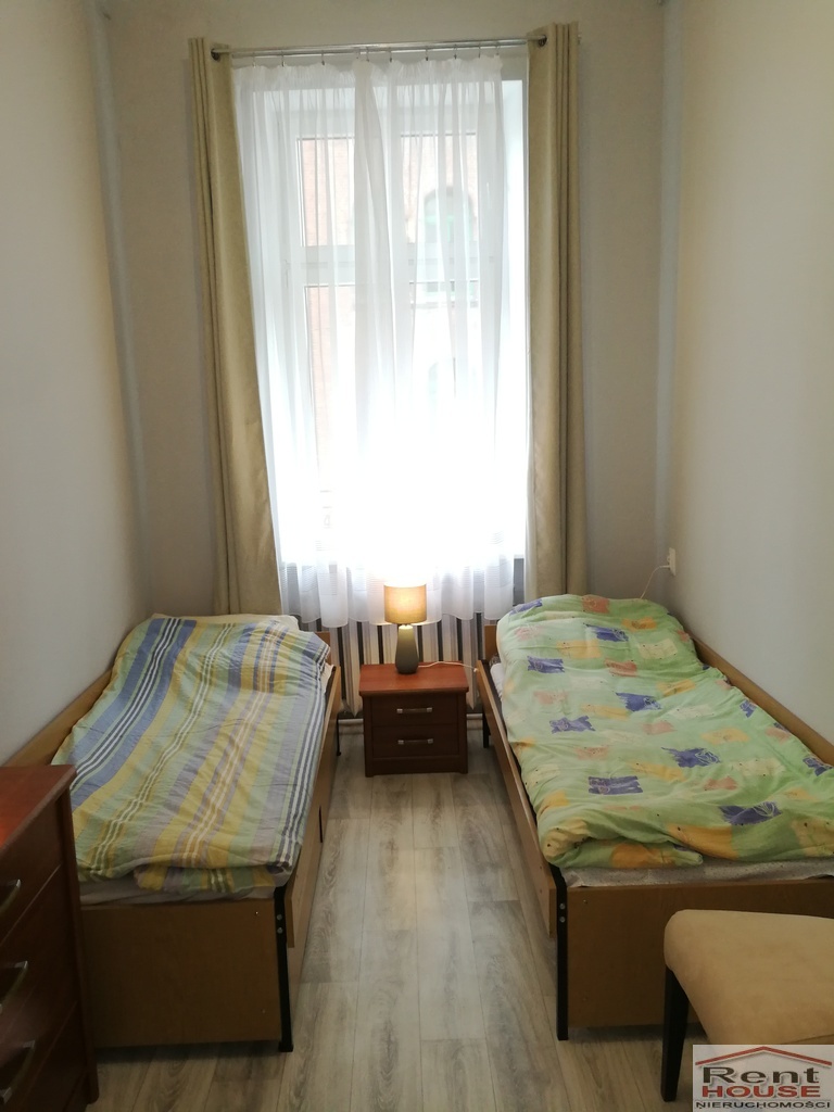 Mieszkanie 3-4 pokoje, balkon, centrum (8)