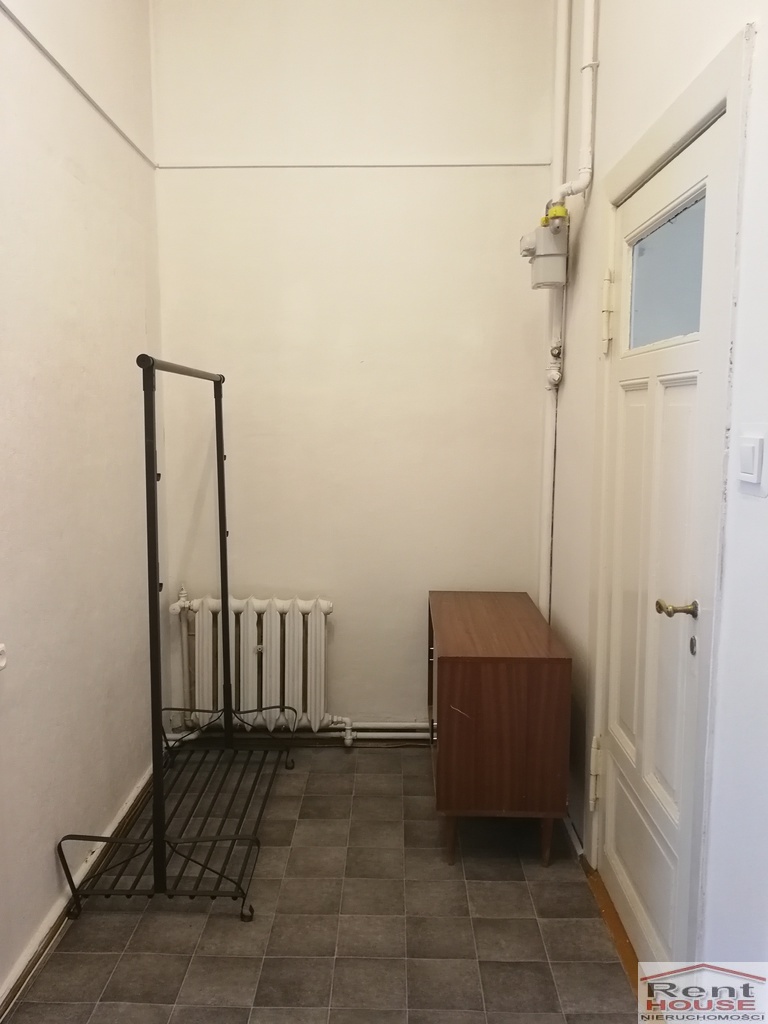 Mieszkanie 3-4 pokoje, balkon, centrum (19)