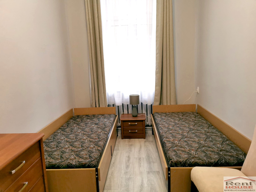 Mieszkanie 3-4 pokoje, balkon, centrum (7)