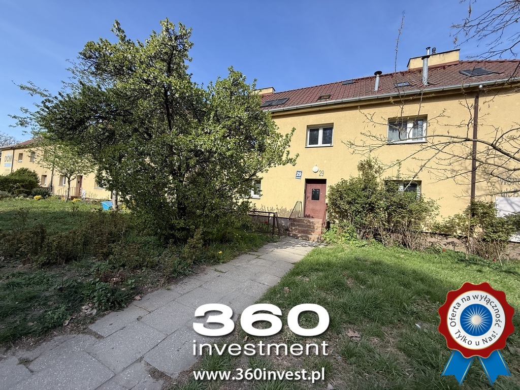 Na sprzedaż dwupoziomowe mieszkanie z ogródnkiem (20)