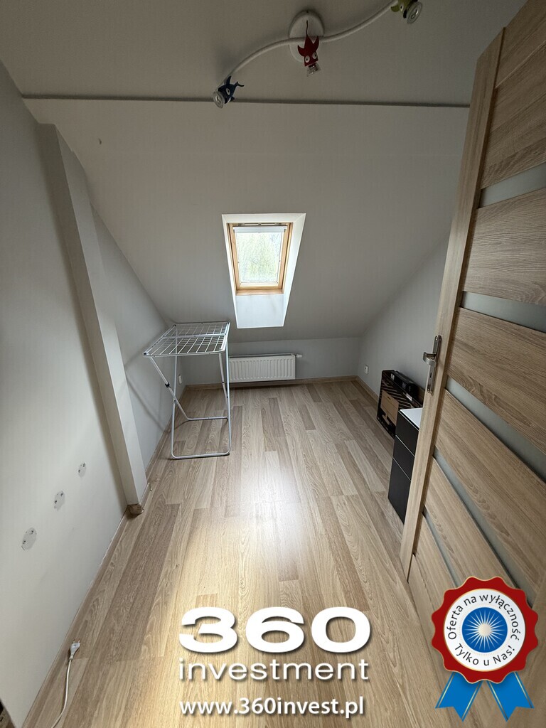 Na sprzedaż dwupoziomowe mieszkanie z ogródnkiem (13)