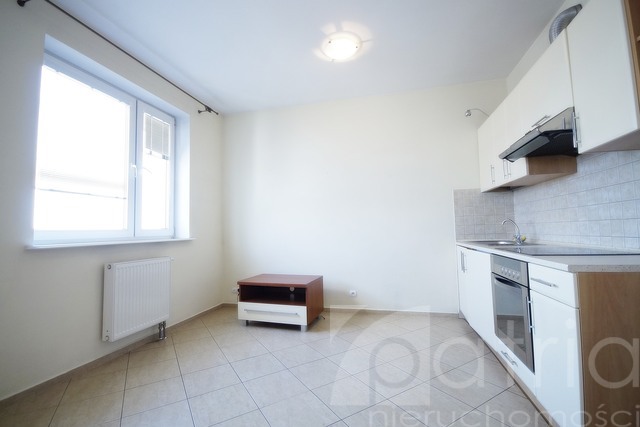 Kawalerka z balkonem, 35 m2 Wały Chrobrego -2000zł (8)