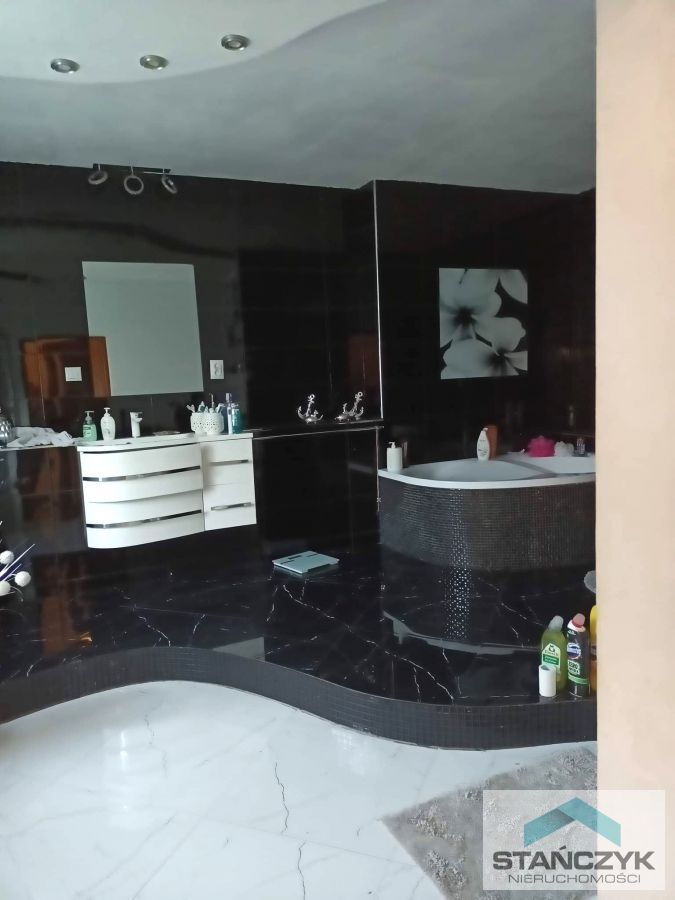 Dom 2/3 - 120 m2 Działka 3800 m2 Zielona Okolica (10)