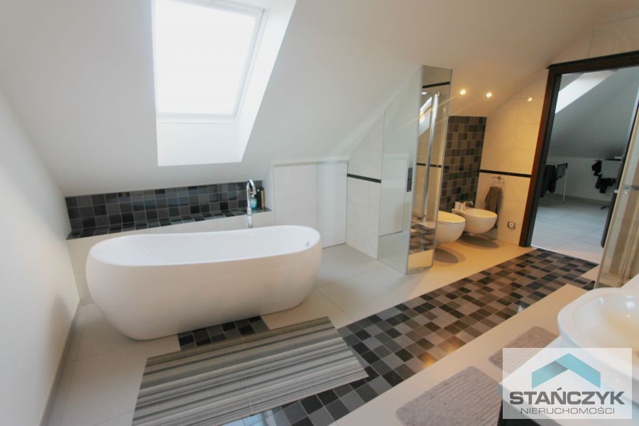 Nowoczesny Dom 175 m2 - Kamień Pomorski Obrzeża (19)