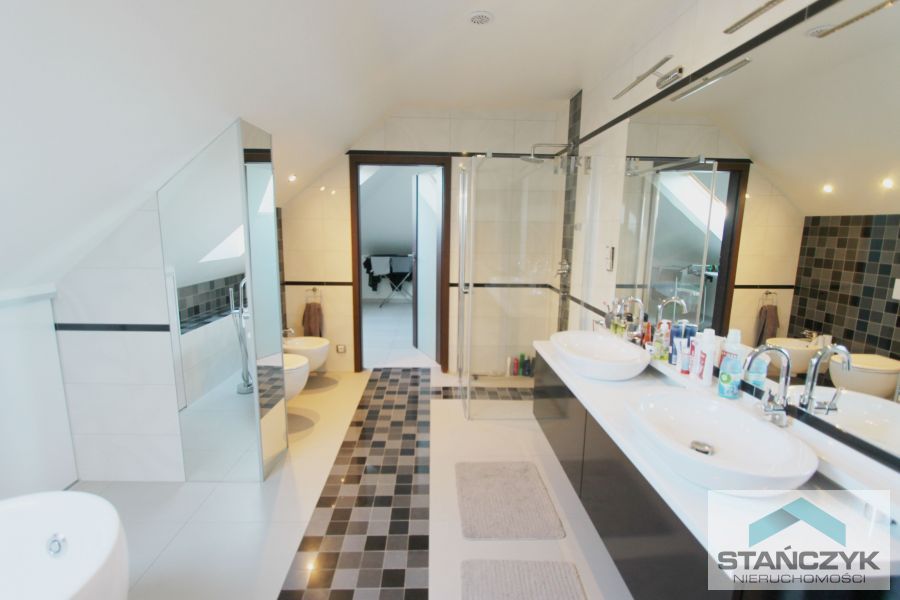 Nowoczesny Dom 175 m2 - Kamień Pomorski Obrzeża (20)