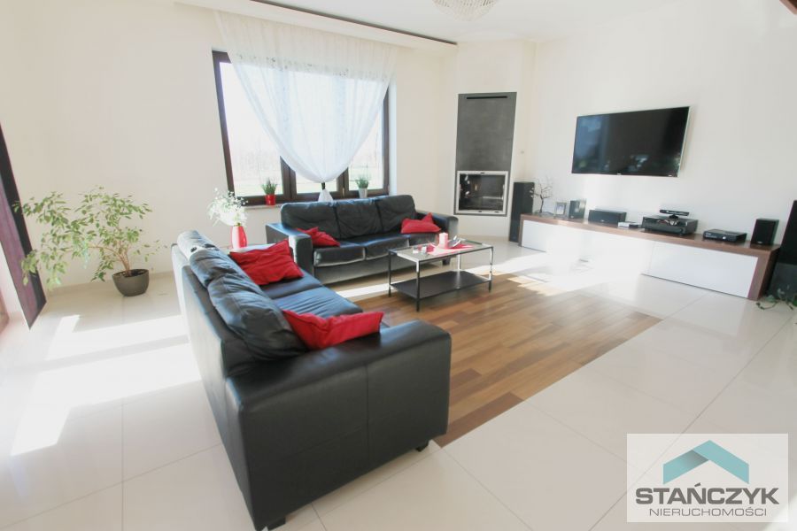 Nowoczesny Dom 175 m2 - Kamień Pomorski Obrzeża (8)