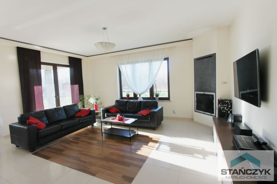 Nowoczesny Dom 175 m2 - Kamień Pomorski Obrzeża (9)