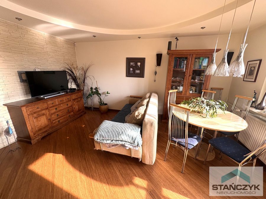 Mieszkanie 53 m2 - balkon - piwnica  (3)