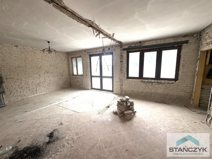 Okazja Bliźniak do remontu - Działka (4)