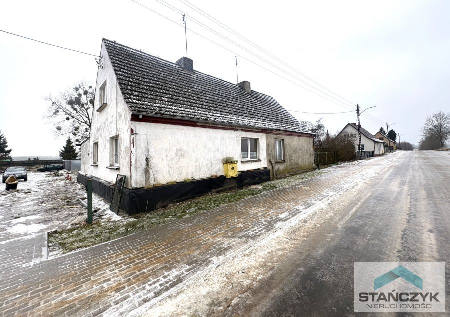 Połowa Domu do remontu - Działka 1268 m2 - Blisko  (1)