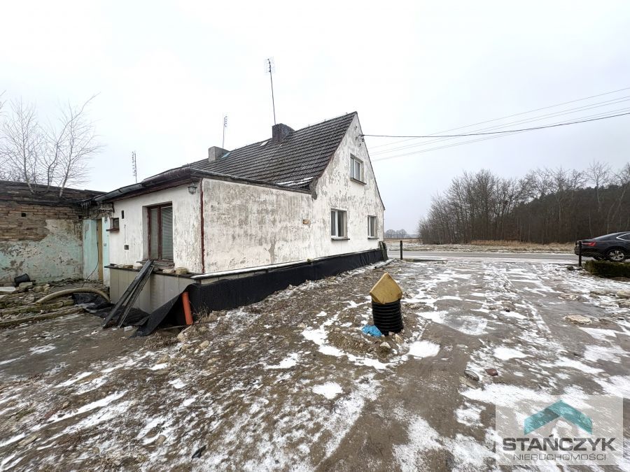 Połowa Domu do remontu - Działka 1268 m2 - Blisko  (3)