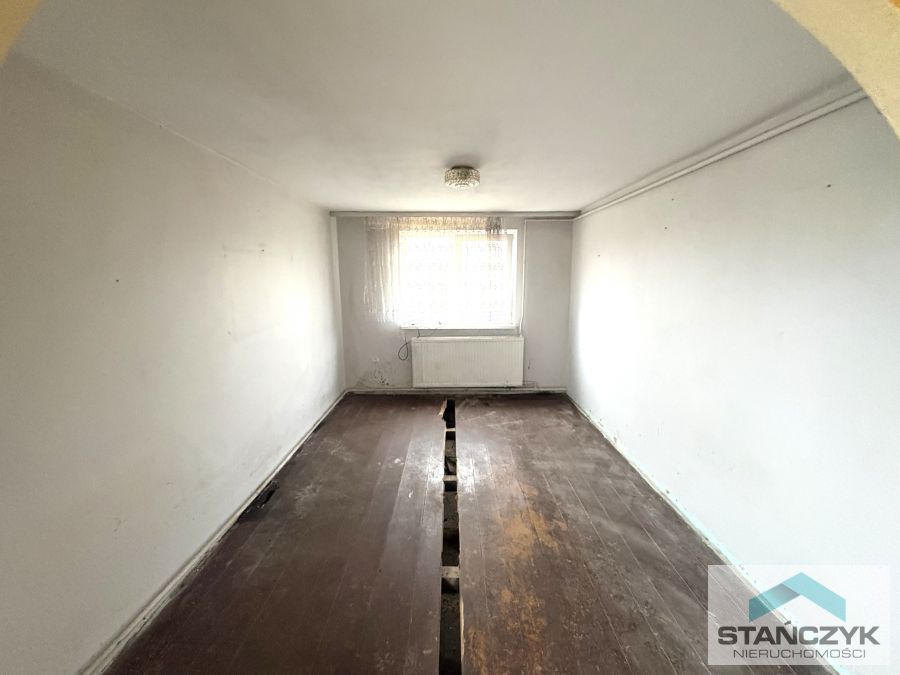 Połowa Domu do remontu - Działka 1268 m2 - Blisko  (6)