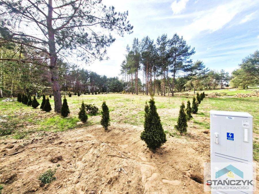 Działka Budowlana Przy Jeziorze (1)