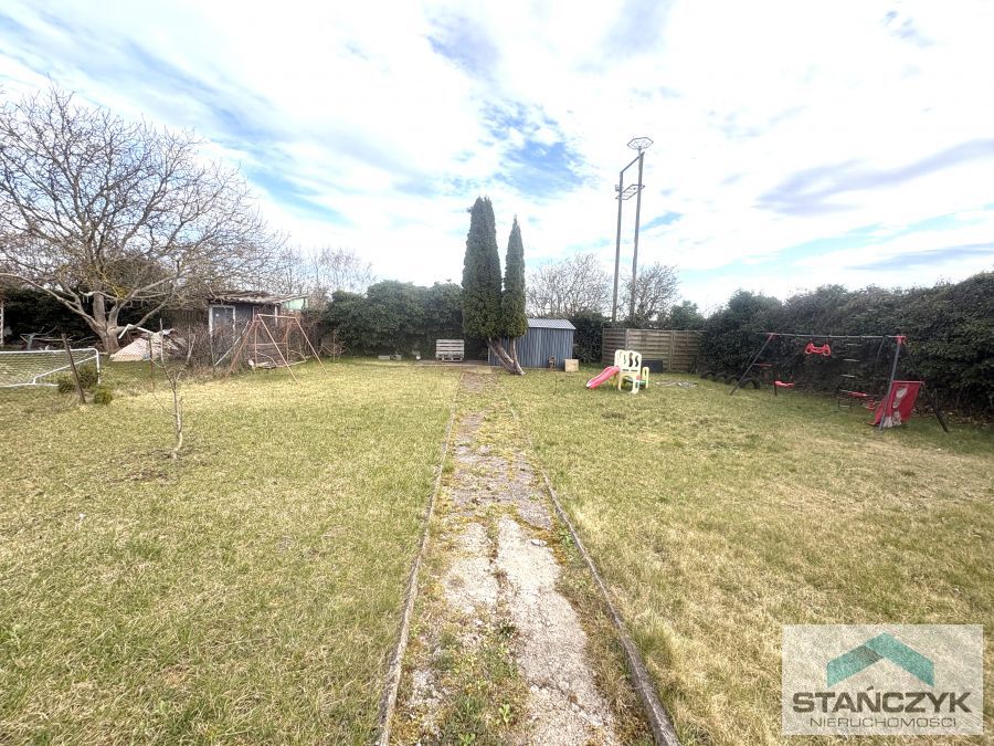 Działka ogrodowa 450 m2 - Pomieszczenie gospodarcz (2)