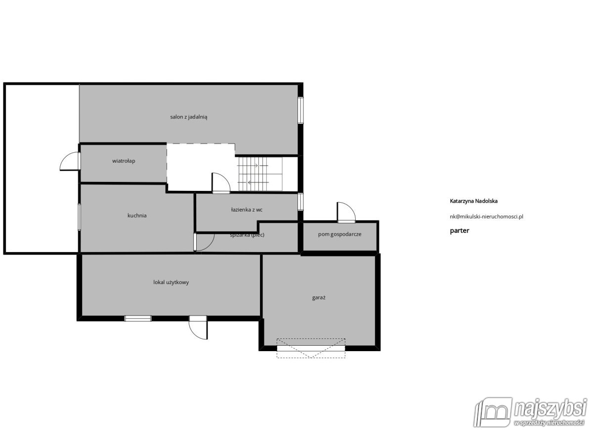 Płoty - dom z lokalem użytkowym +2 garaże (15)