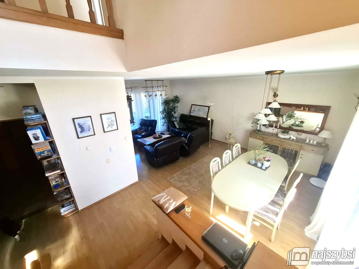 Płoty - dom z lokalem użytkowym +2 garaże (4)