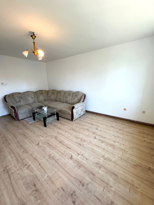 MIESZKANIE 3 POKOJE BALKON PARTER PARKING (8)