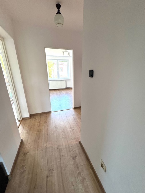 MIESZKANIE 3 POKOJE BALKON PARTER PARKING (10)