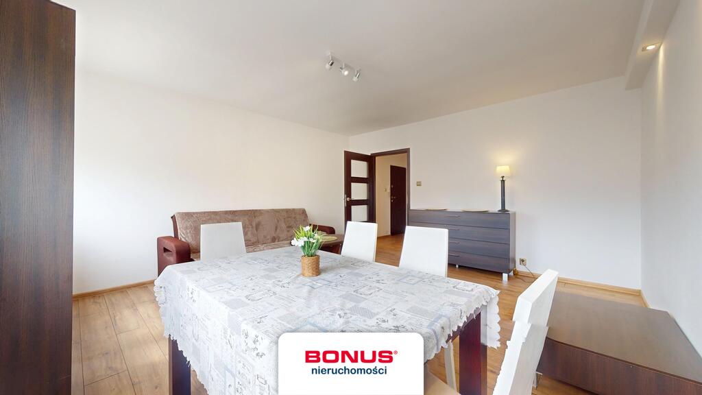 Rozkładowe mieszkanie na Os.Majowym (2)