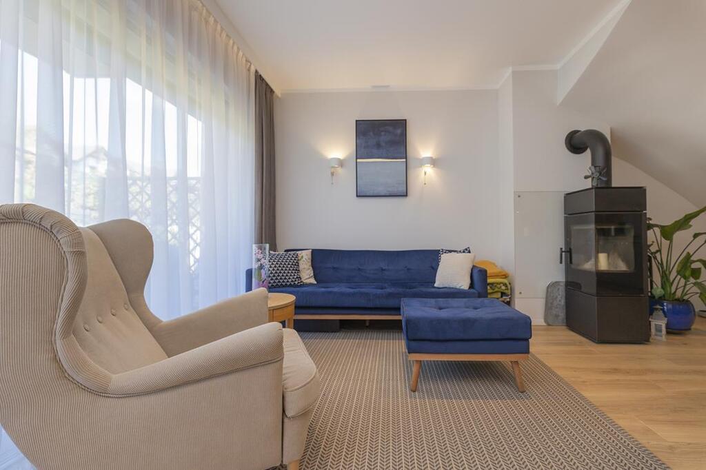 Modny i wygodny dom w super lokalizacji (4)