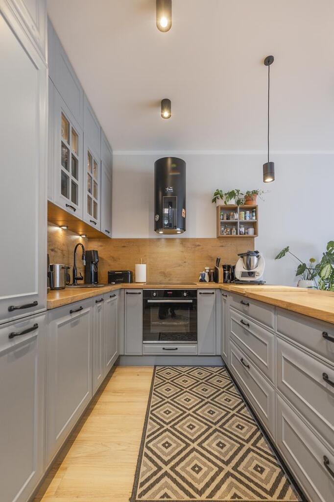 Modny i wygodny dom w super lokalizacji (9)