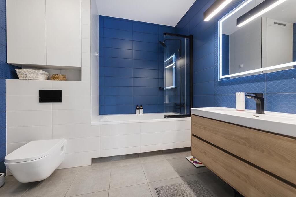 Modny i wygodny dom w super lokalizacji (19)