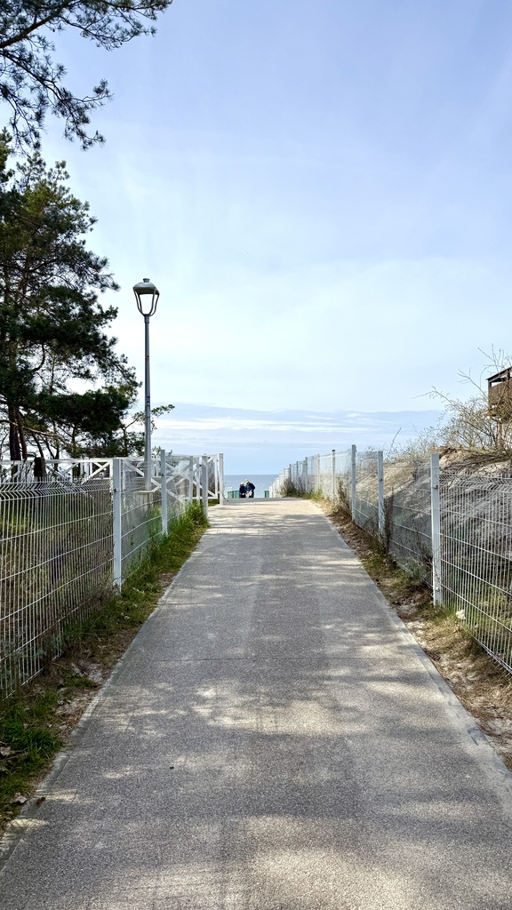 Na sprzedaż Hotel z restauracją i salonem gier ! (20)