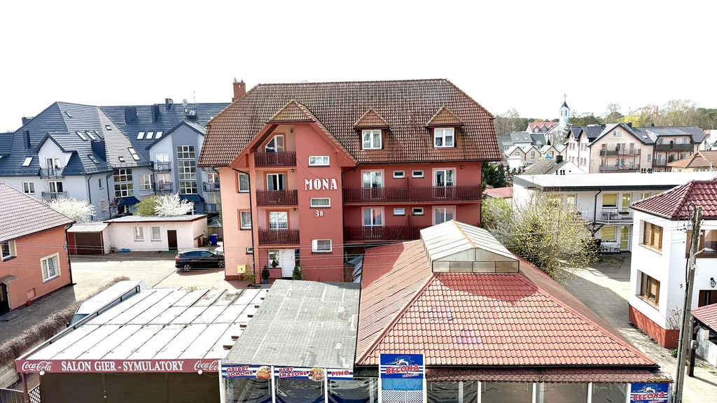 Na sprzedaż Hotel z restauracją i salonem gier ! (28)