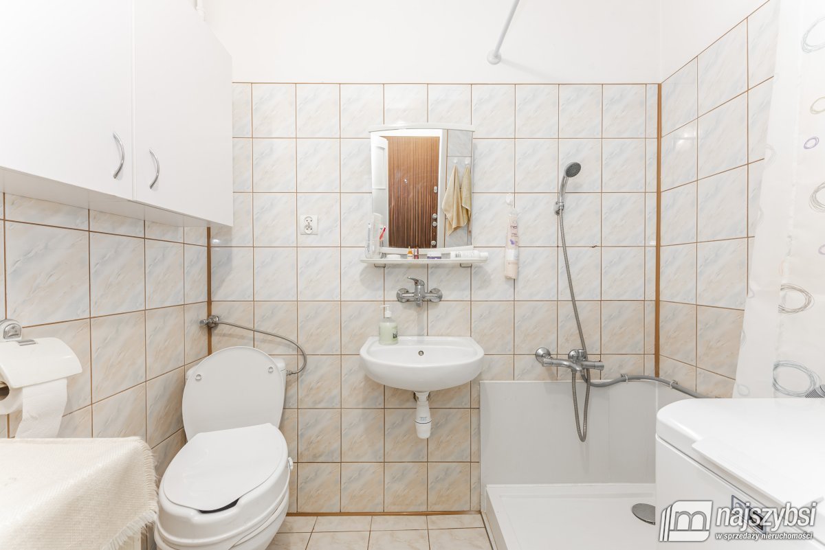 KOŁOBRZEG-MIESZKANIE 2pok. WYSOKI PARTER CENTRUM ! (9)