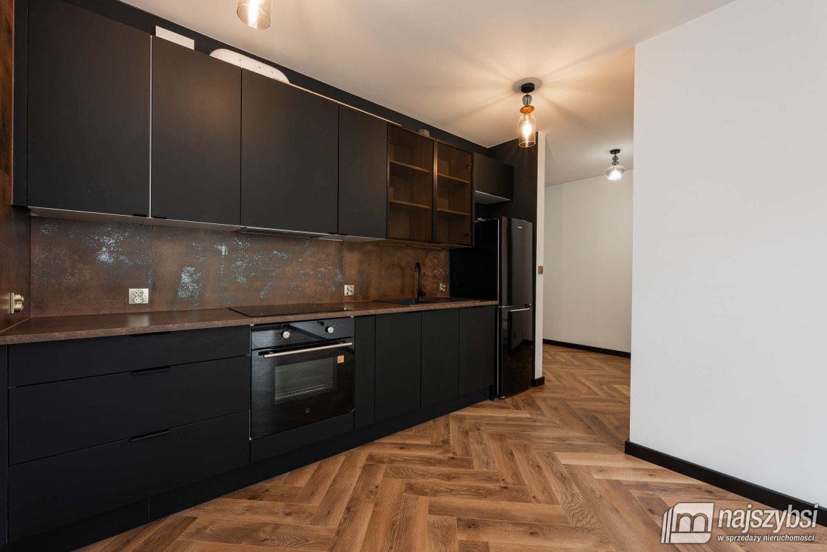 Kołobrzeg-2pok. z miejscem  postojowym i ogródkiem (3)