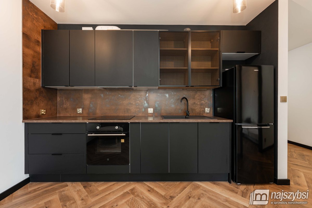 Kołobrzeg-2pok. z miejscem  postojowym i ogródkiem (4)