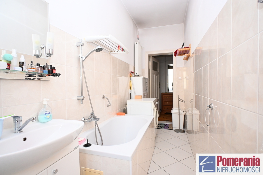 Udział w lokalu mieszkalnym, przy C.H. Kaskada !!! (7)