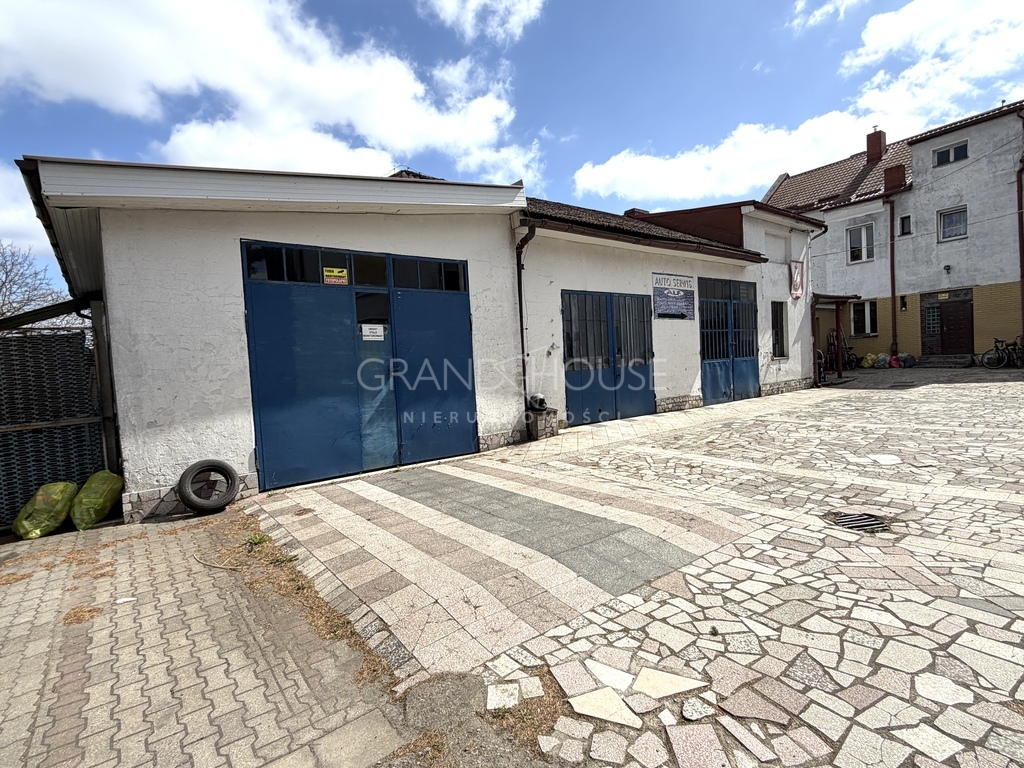 Warsztat samochodowy 200m2 - 3 garaże, sprzęt (1)