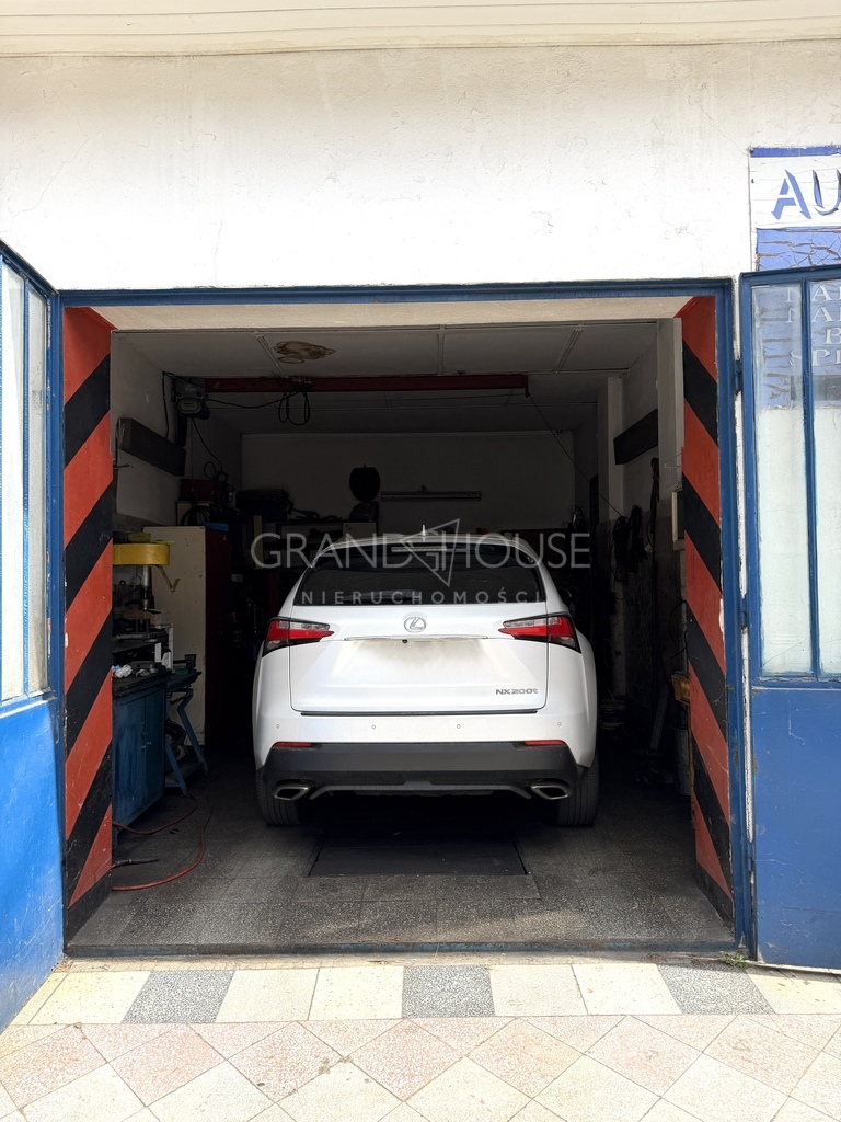 Warsztat samochodowy 200m2 - 3 garaże, sprzęt (7)