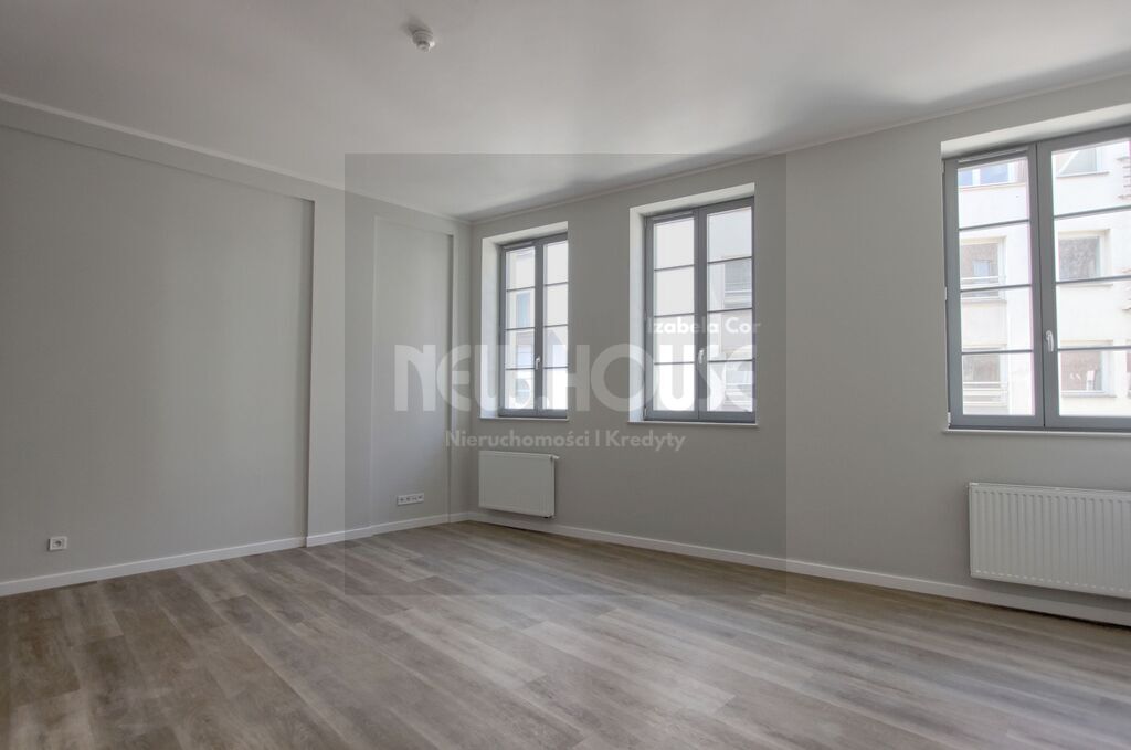 Lokal na Starym Mieście (2)