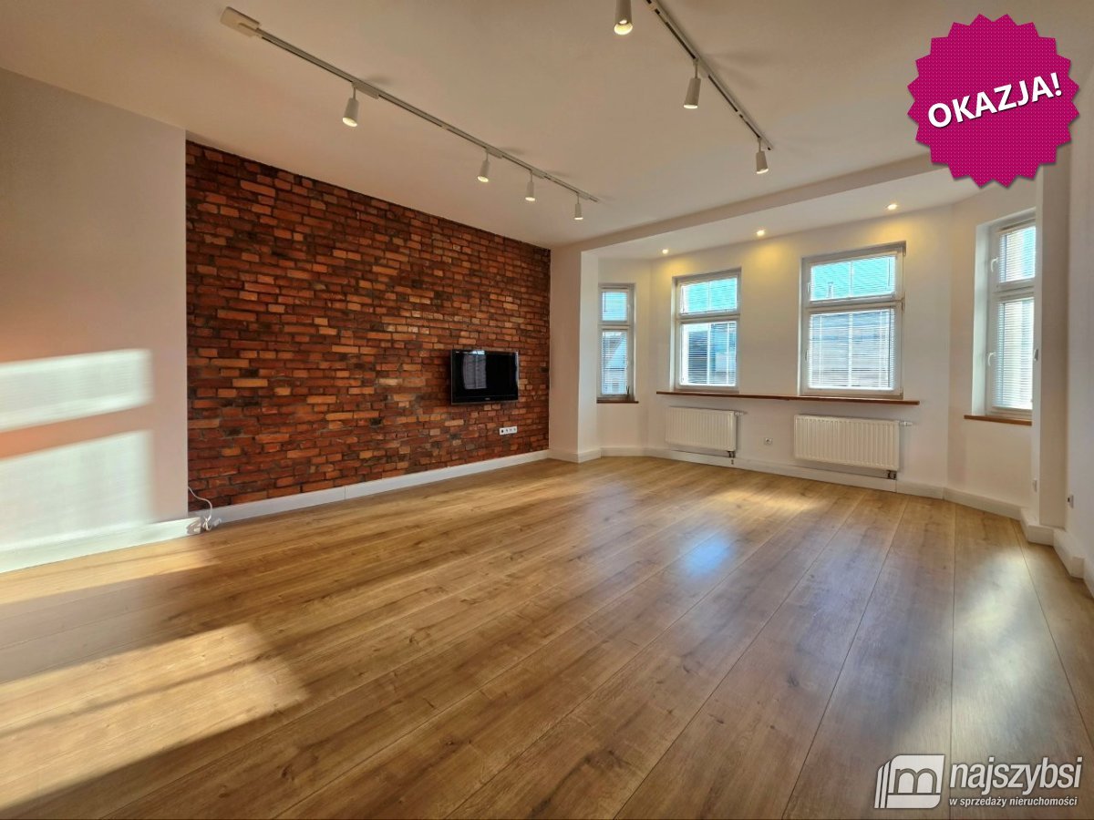 Przestronne 4-pokojowe mieszkanie w kamienicy (1)