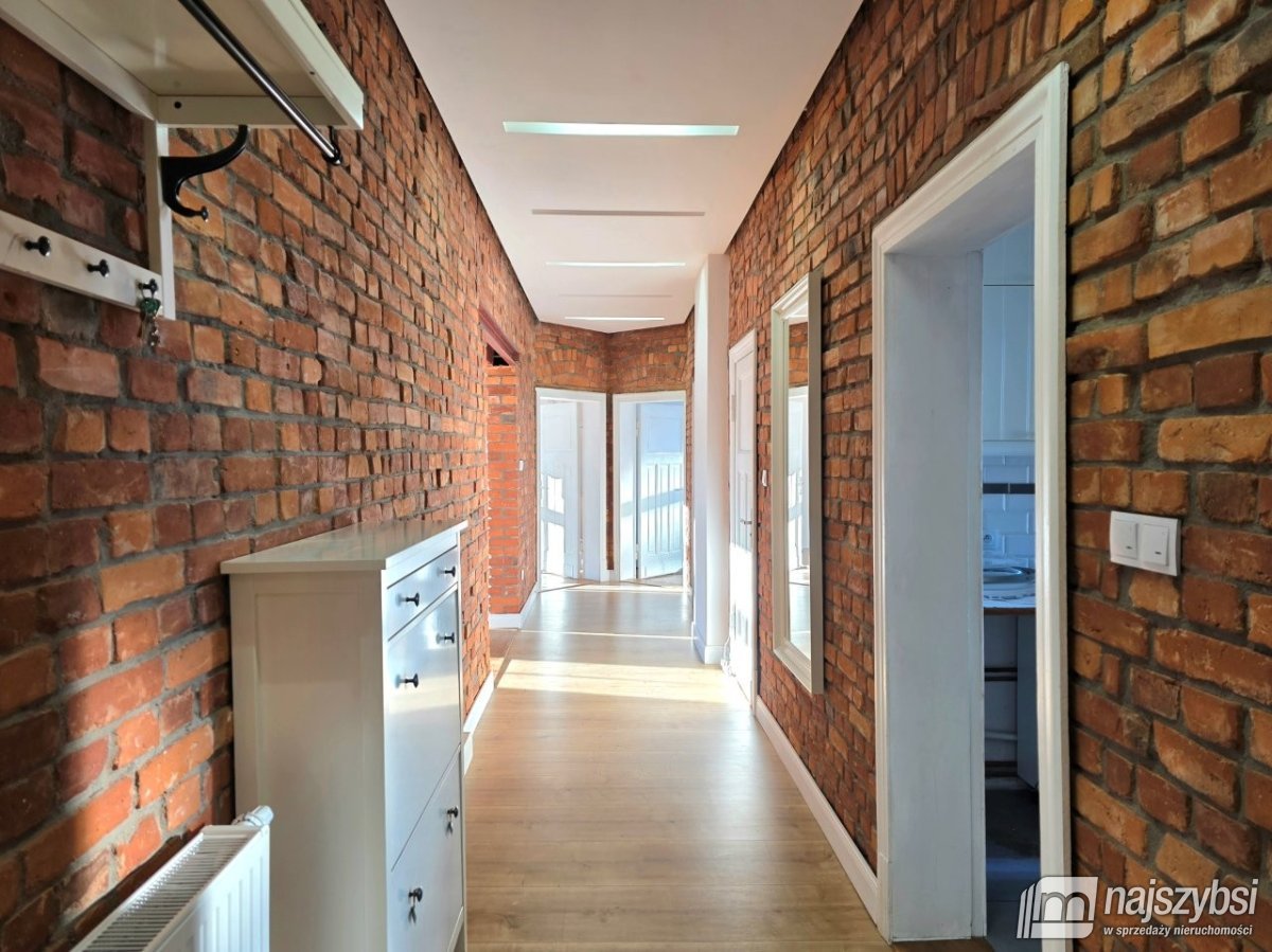 Przestronne 4-pokojowe mieszkanie w kamienicy (4)