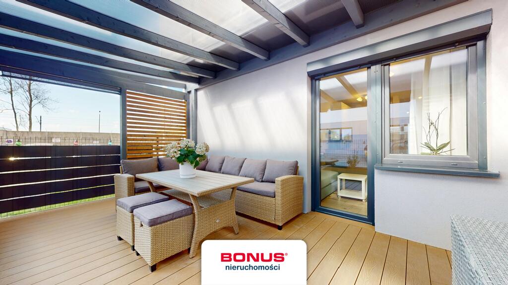 Apartament z ogródkiem i miejscem parkingowym. (6)