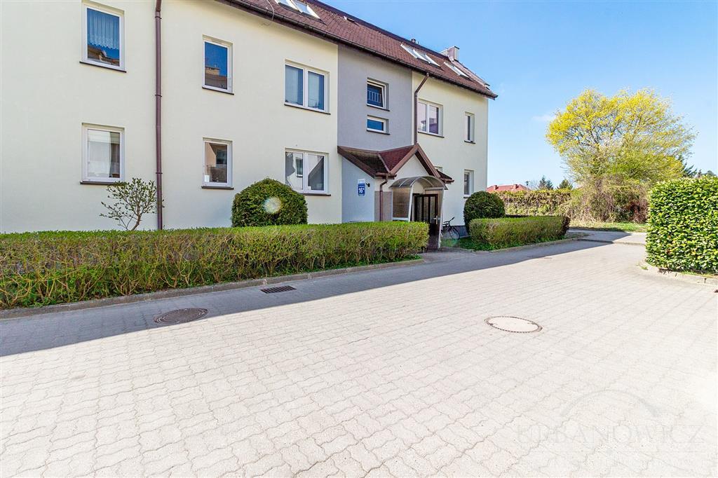 2 pokoje w spokojnej okolicy ! (8)