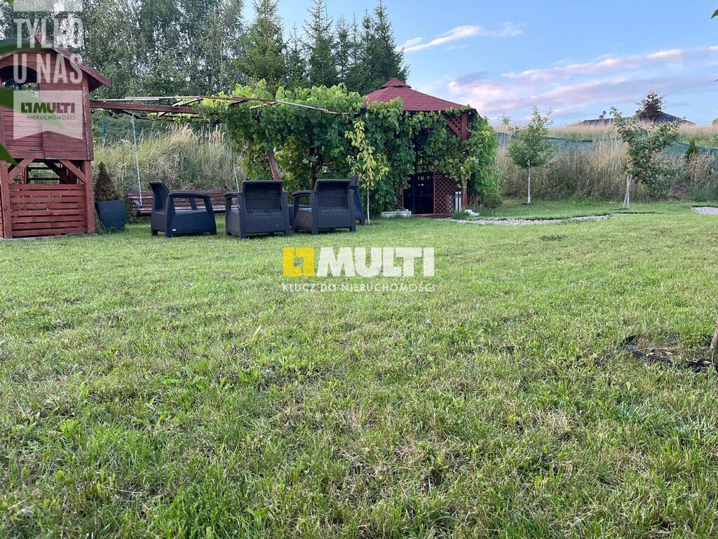 NOWA CENA 2 poziomy taras,ogród, piwnica i garaż (19)