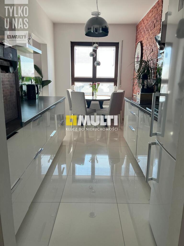 NOWA CENA 2 poziomy taras,ogród, piwnica i garaż (28)