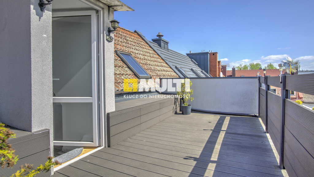 ul. Bankowa, dwa poziomy, 4 pokoje! (18)